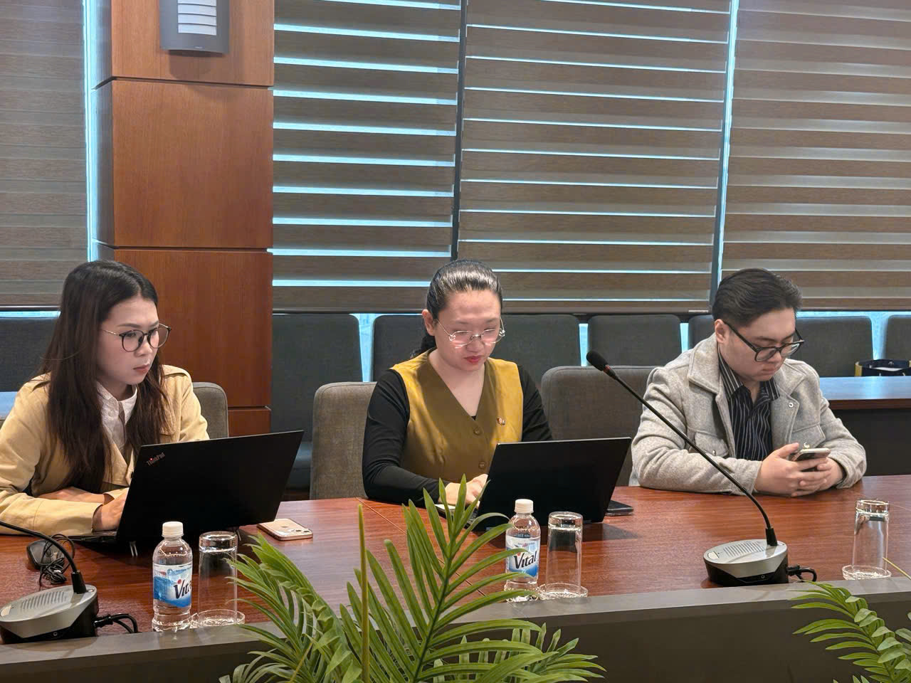 Tọa đàm khoa học: "Thúc đẩy các Mục tiêu Phát triển Bền vững (SDGs) thông qua Nghiên cứu Marketing