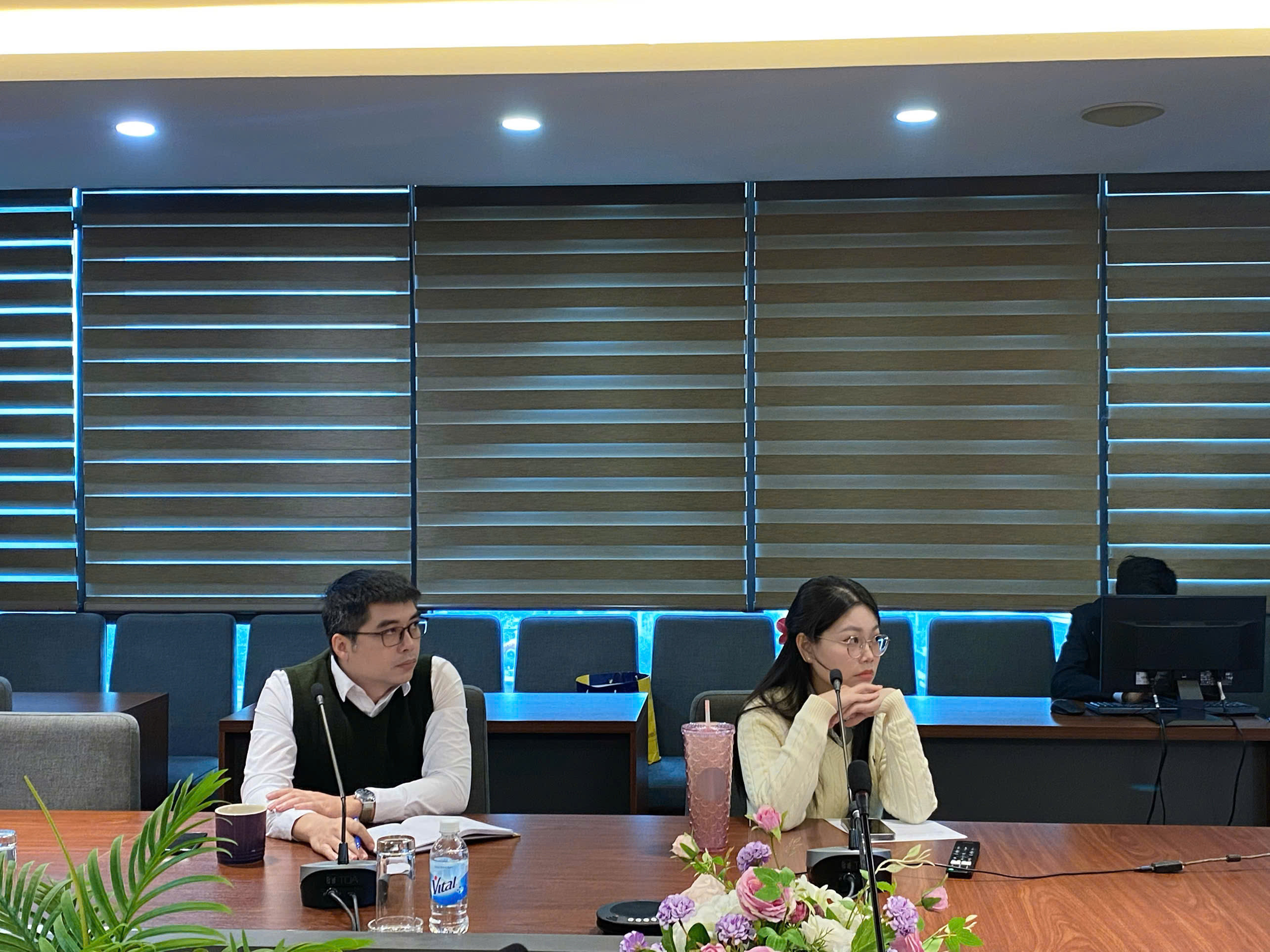 Tọa đàm khoa học: "Thúc đẩy các Mục tiêu Phát triển Bền vững (SDGs) thông qua Nghiên cứu Marketing