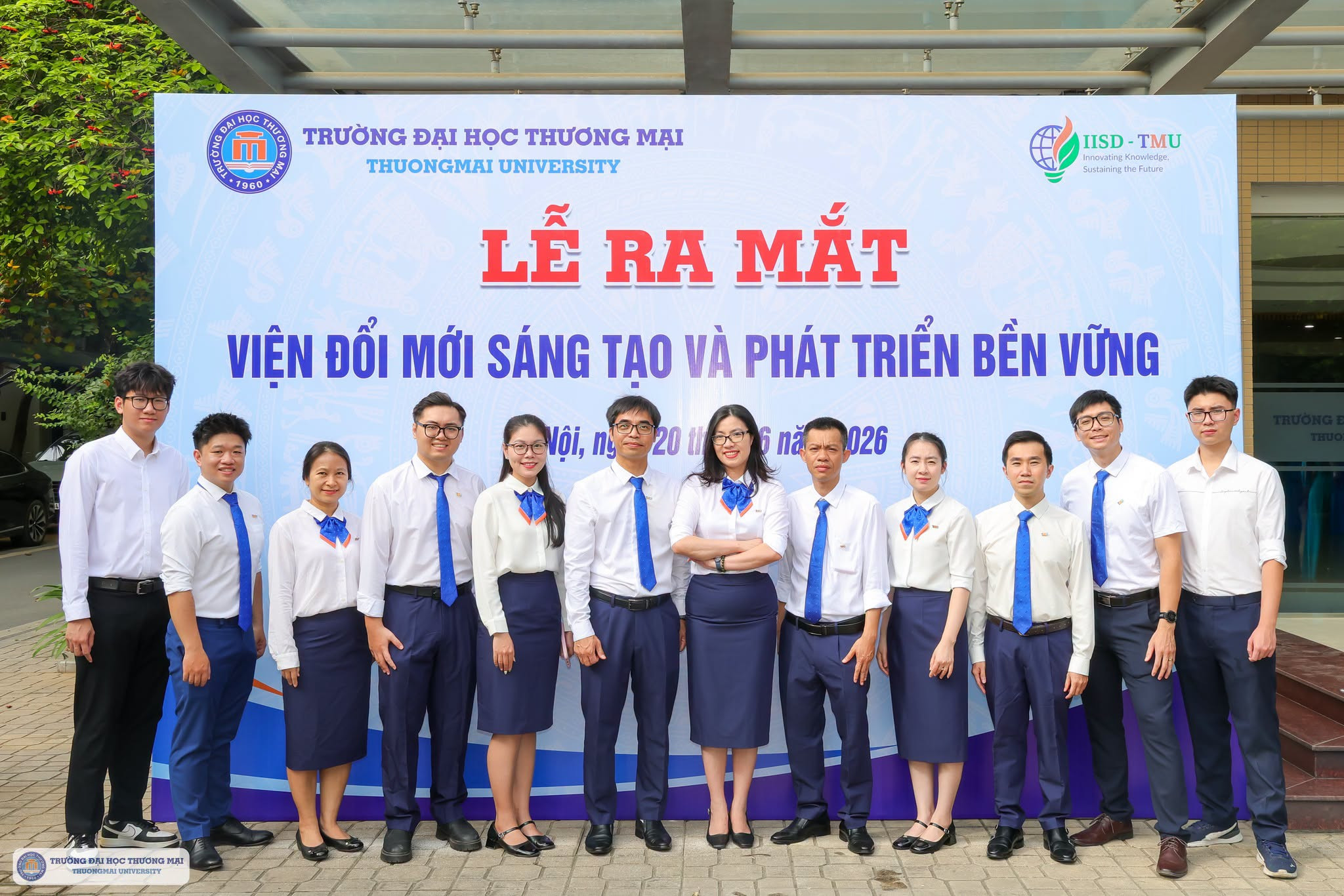 Lễ ra mắt Viện Đổi mới sáng tạo và Phát triển bền vững và Khoa Công nghệ số ứng dụng