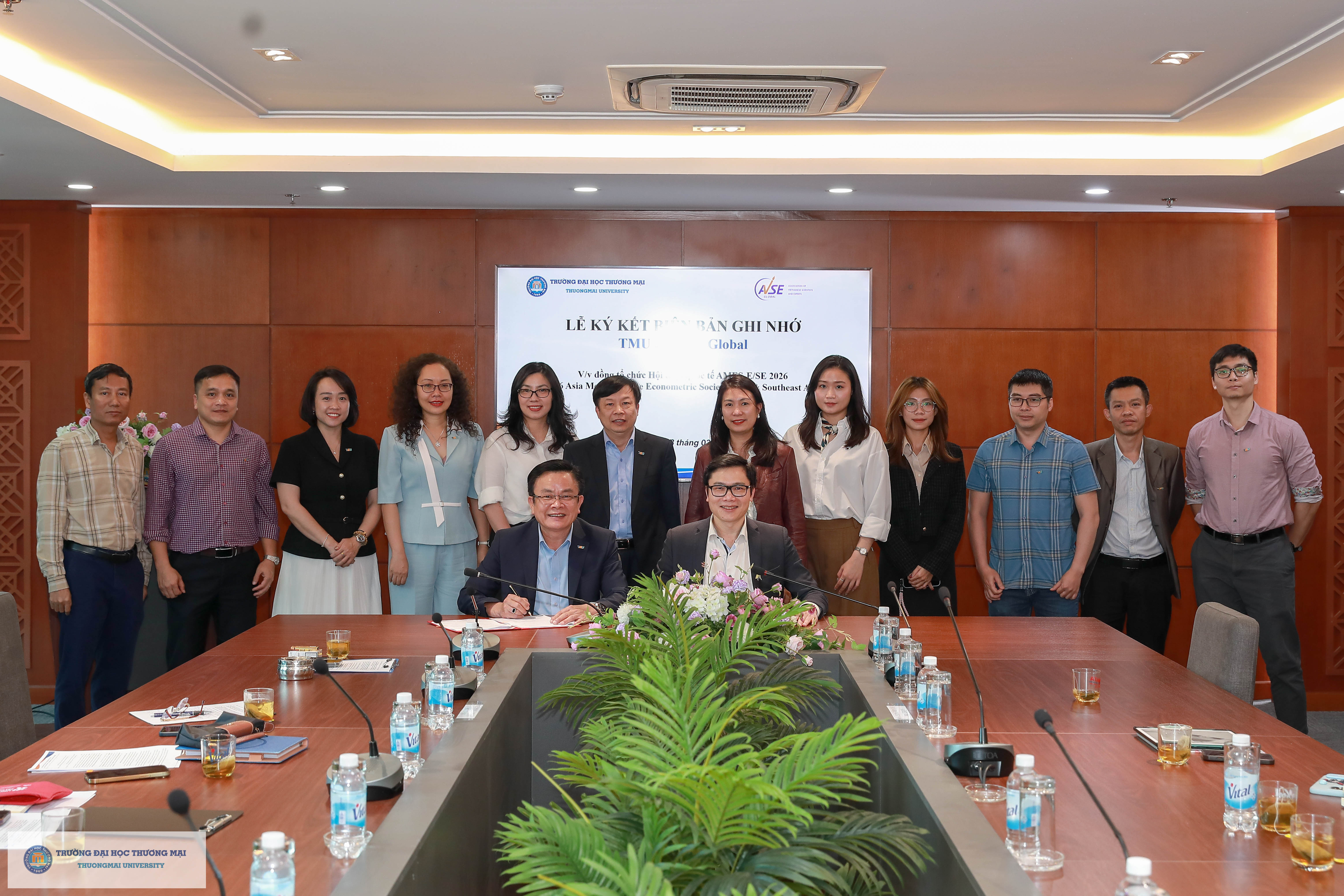 LỄ KÝ KẾT BIÊN BẢN GHI NHỚ HỢP TÁC GIỮA TRƯỜNG ĐẠI HỌC THƯƠNG MẠI VÀ AVSE GLOBAL: CHUẨN BỊ CHO HỘI THẢO AMES-E/SE 2026